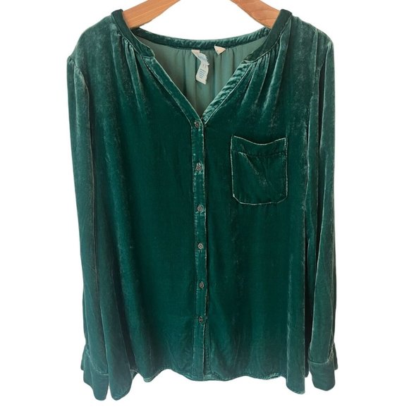 Sundance Tops - SUNDANCE Green Velvet Pocketed Button Silk Blend Pajama Top Size Large Vintage